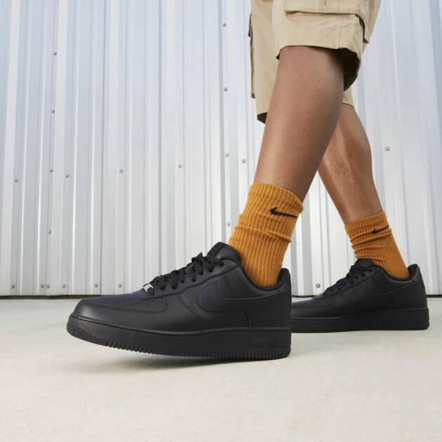 Nike Air Force 1 ’07 – Black